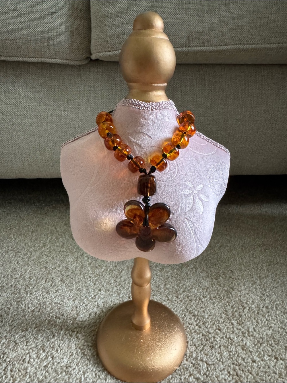 Amber Bead Flower Pendant Necklace - Brown/Gold Tone